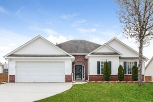 5280 Yellow Pine Dr in Mcdonough, GA - Building Photo