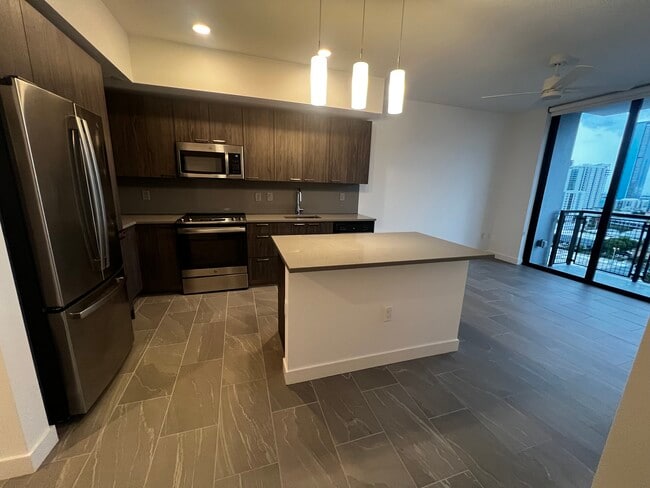 162 NE 23rd St, Unit A1