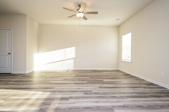 284 Limestone Cir in Conyers, GA - Building Photo - Building Photo