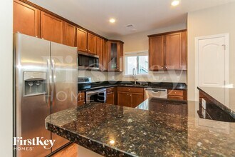 10124 Garman Hill Dr in Charlotte, NC - Building Photo - Building Photo