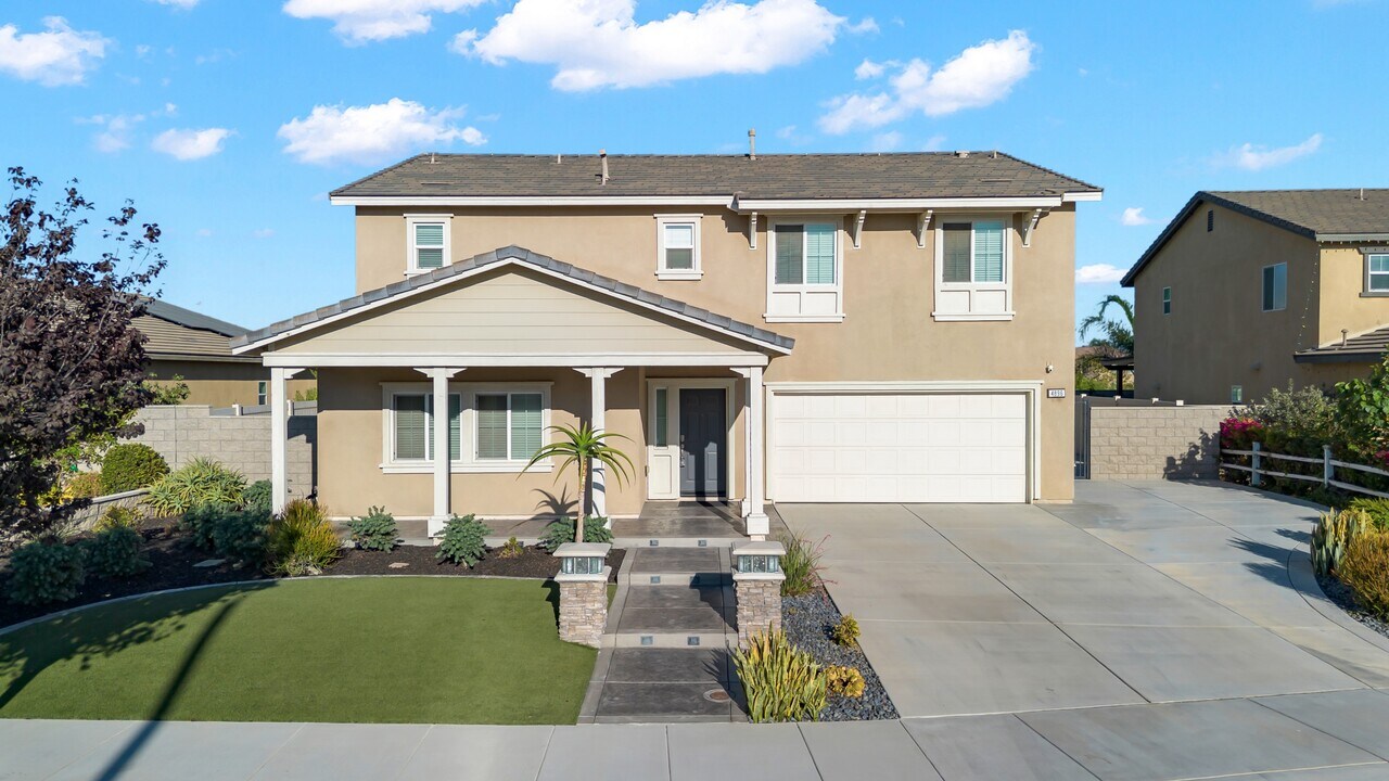 4896 Stits Cir in Jurupa Valley, CA - Building Photo