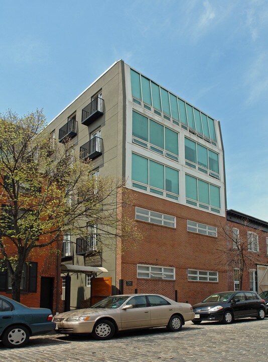 Lancaster Square in Baltimore, MD - Foto de edificio