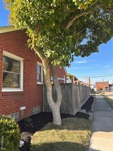 15161 Sprenger Ave in Eastpointe, MI - Building Photo - Building Photo