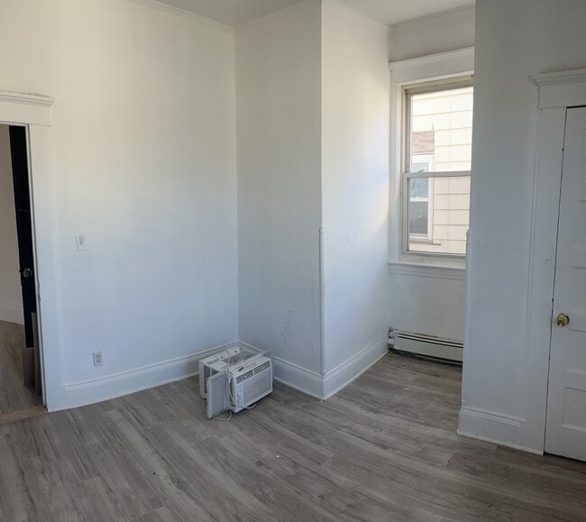 119 Chestnut St in East Orange, NJ - Building Photo - Building Photo