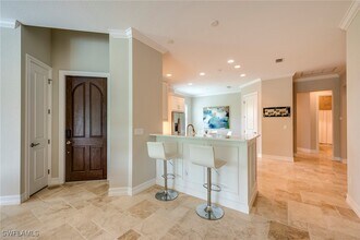 6560 Roma Way in Naples, FL - Building Photo - Building Photo