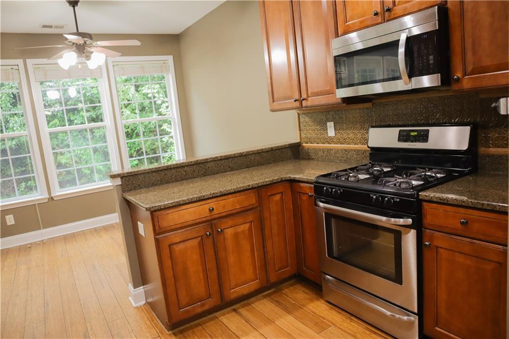 1526 Lechemin Dr in Snellville, GA - Building Photo