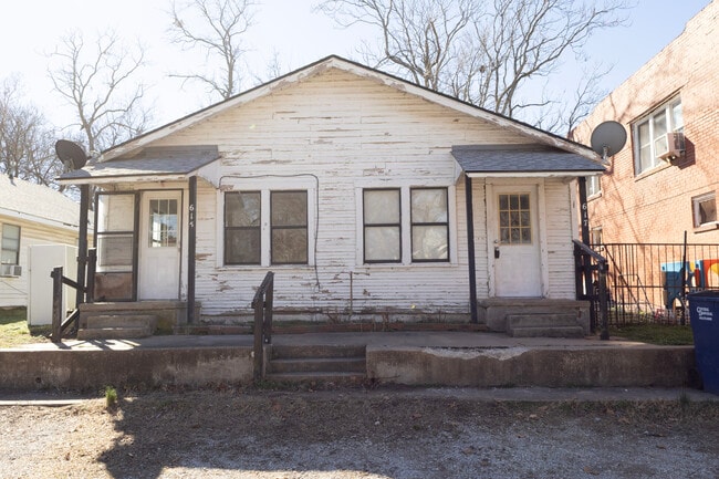 617 W Highland St in Shawnee, OK - Building Photo - Building Photo
