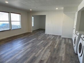 8100 Seawall Blvd in Galveston, TX - Building Photo - Building Photo