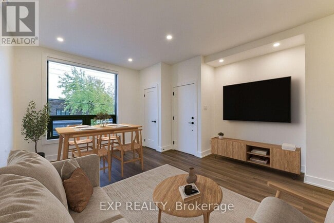 property at 1250-1250 Davenport Rd