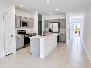 1744 Teagan Ln in Winter Haven, FL - Building Photo - Building Photo