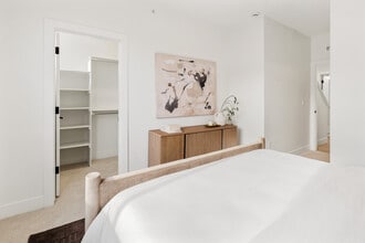 4425 W 45th Ave in Denver, CO - Building Photo - Building Photo