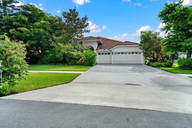 1732 Farmington Cir in Wellington, FL - Building Photo - Building Photo