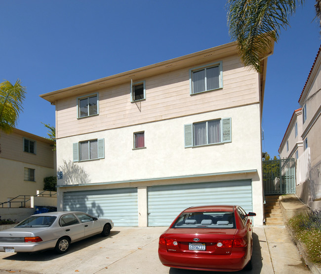 1549 S Beverly Dr in Los Angeles, CA - Foto de edificio - Building Photo