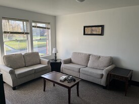 19 State St in Deer Lodge, MT - Building Photo