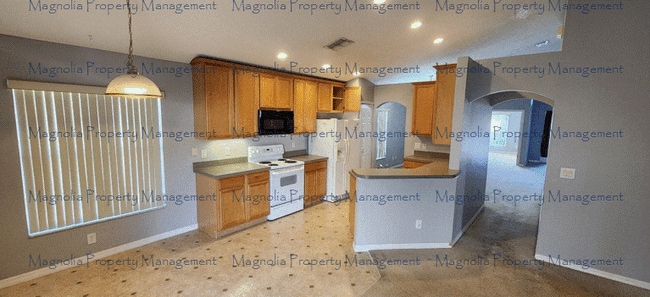 254 Hunt St in Clermont, FL - Foto de edificio - Building Photo