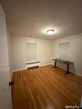 7 Rourke Ave in Southington, CT - Building Photo - Building Photo