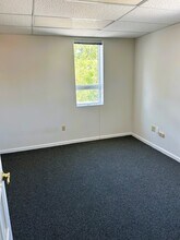 829 Main St, Unit 2nd Floor in Hackensack, NJ - Foto de edificio - Building Photo