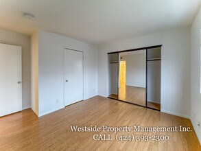 2488-2490 Purdue Avenue in Los Angeles, CA - Foto de edificio - Building Photo