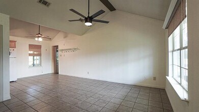 1044 N King Rd in Royse City, TX - Building Photo - Building Photo
