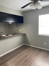 1500 Elm Ave in Bay City, TX - Foto de edificio - Building Photo