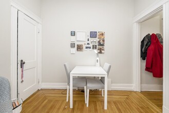 137 Peterborough St in Boston, MA - Foto de edificio - Building Photo