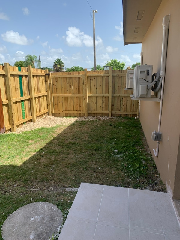 9798 SW 158th St in Miami, FL - Building Photo - Building Photo