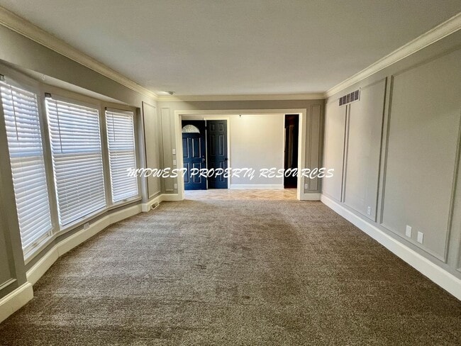 803 NE Mulberry St in Lee's Summit, MO - Building Photo - Building Photo