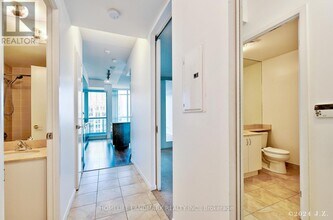 215 Fort York Blvd in Toronto, ON - Building Photo - Building Photo