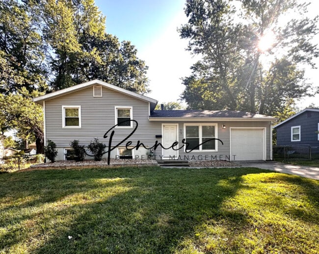 property at 513 NW Ward Ln