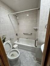 173-11 Booth Memorial Ave in Queens, NY - Building Photo - Building Photo