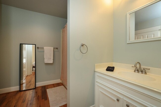 property at 1132 Oxford St