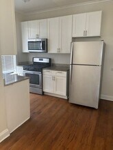 1654 W Wallen Ave, Unit 2 in Chicago, IL - Building Photo - Building Photo