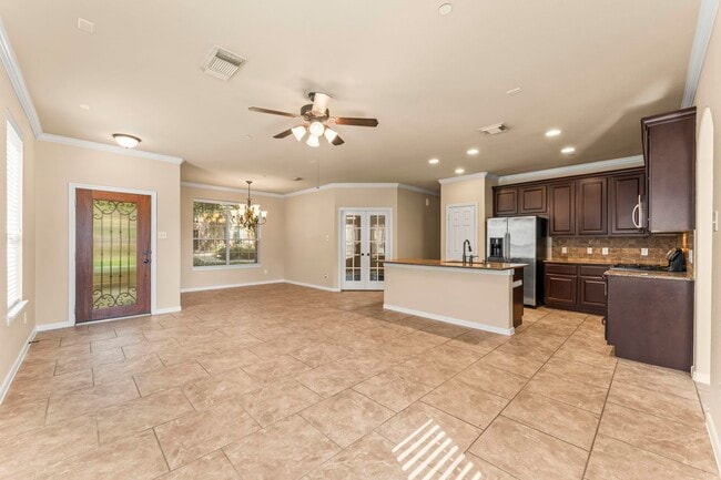 property at 18 Umbria Ln