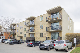 1727 10A St SW in Calgary, AB - Building Photo - Primary Photo