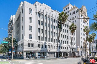 140 Linden Ave in Long Beach, CA - Building Photo