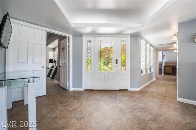 property at 3003 La Mesa Dr