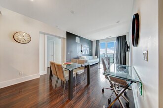 265 Windsor St, Unit SI ID1295479P in Toronto, ON - Building Photo - Building Photo