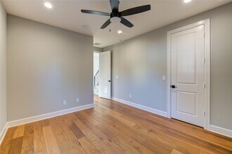 820 Wakefield Dr in Houston, TX - Building Photo - Building Photo