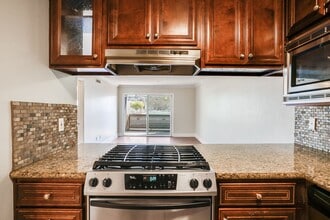 7509 Draper Ave in La Jolla, CA - Building Photo - Building Photo