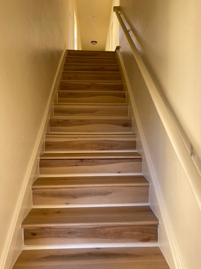 3050 National Ave, Unit 3050- Upper apt.