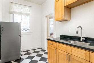 605 Jones in San Francisco, CA - Building Photo - Building Photo