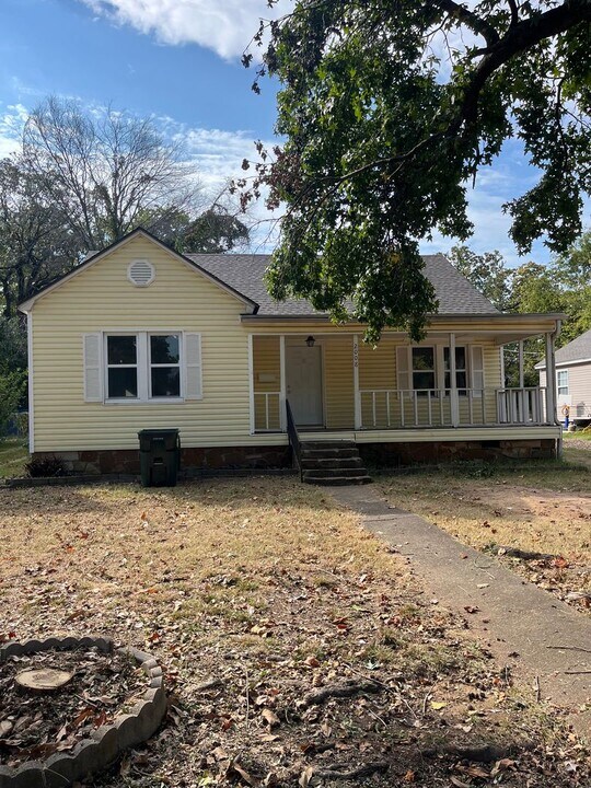 2008 S U St in Fort Smith, AR - Building Photo