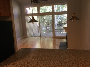 745 E Warm Springs Ave in Boise, ID - Building Photo - Building Photo