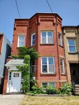 273 Western Ave in Albany, NY - Building Photo