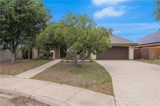 20 N 42nd St in McAllen, TX - Building Photo - Building Photo