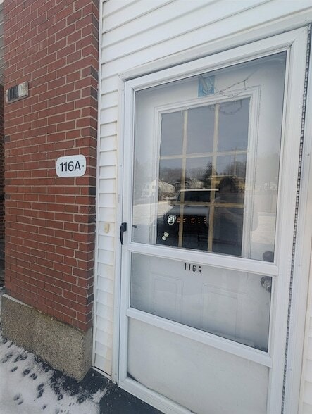 116 High St in Somersworth, NH - Foto de edificio - Building Photo