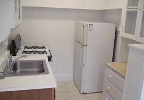 27 Chauncy St, Unit 18-3 in Cambridge, MA - Building Photo