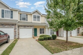 10617 Bunclody Dr in Charlotte, NC - Foto de edificio - Building Photo