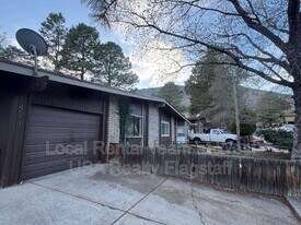 4513 E Hollygreen Rd in Flagstaff, AZ - Building Photo