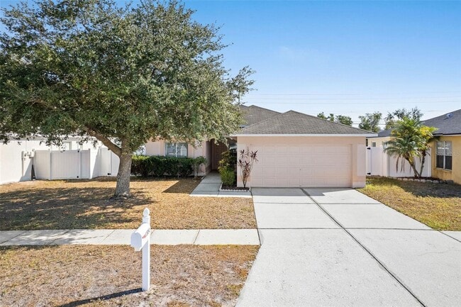 property at 1504 Silktree Ct